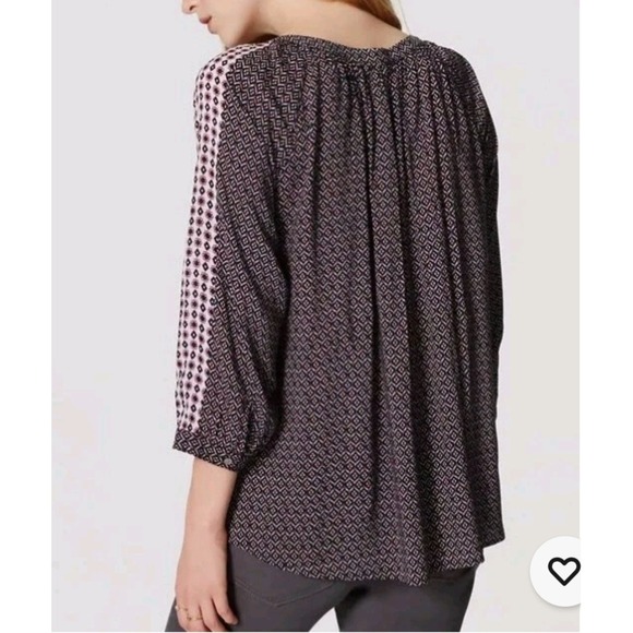 LOFT Geometric Print V Neck Tassel Sleeve Blouse Top Women Medium - Picture 2 of 8